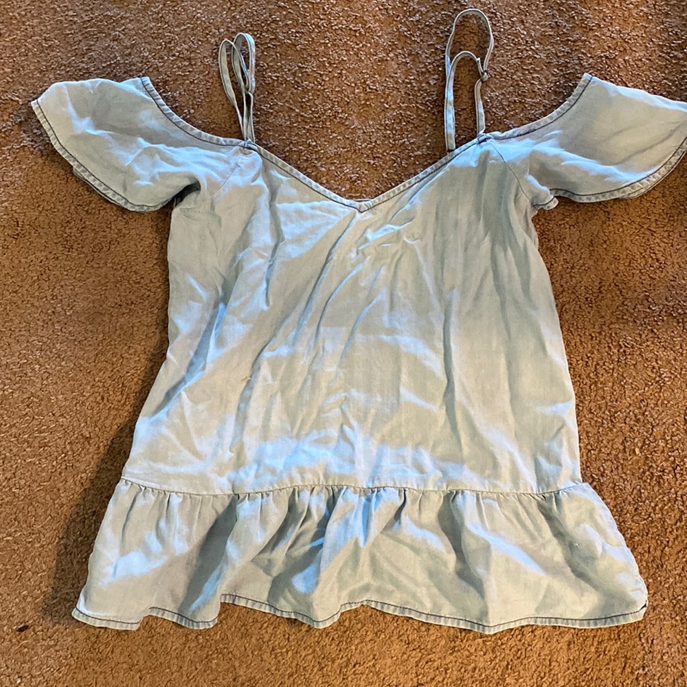 Of shoulder top